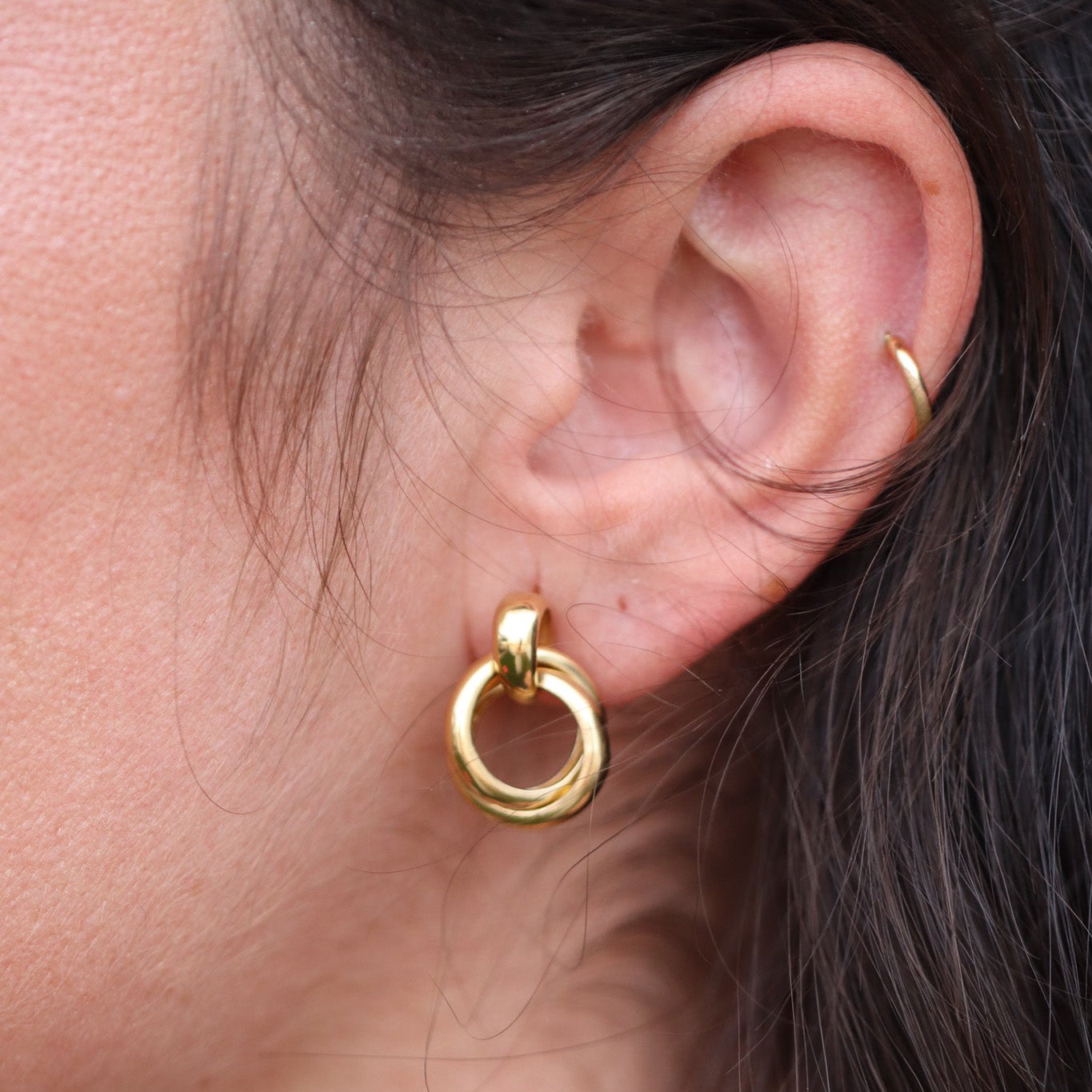 PENDIENTES OBERBAUM EN PLATA DE LEY 925 CON BAÑO DE ORO DE 18 KT